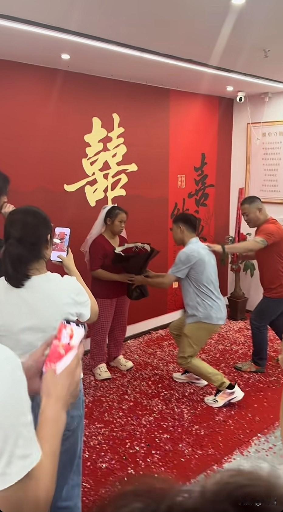 一生要结婚的中国人