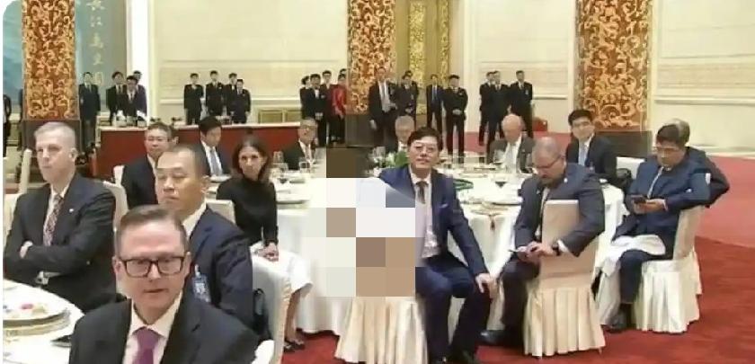 在美国总统特朗普访华晚宴上，有中国企业家出席。这里你能认出几个来吗？