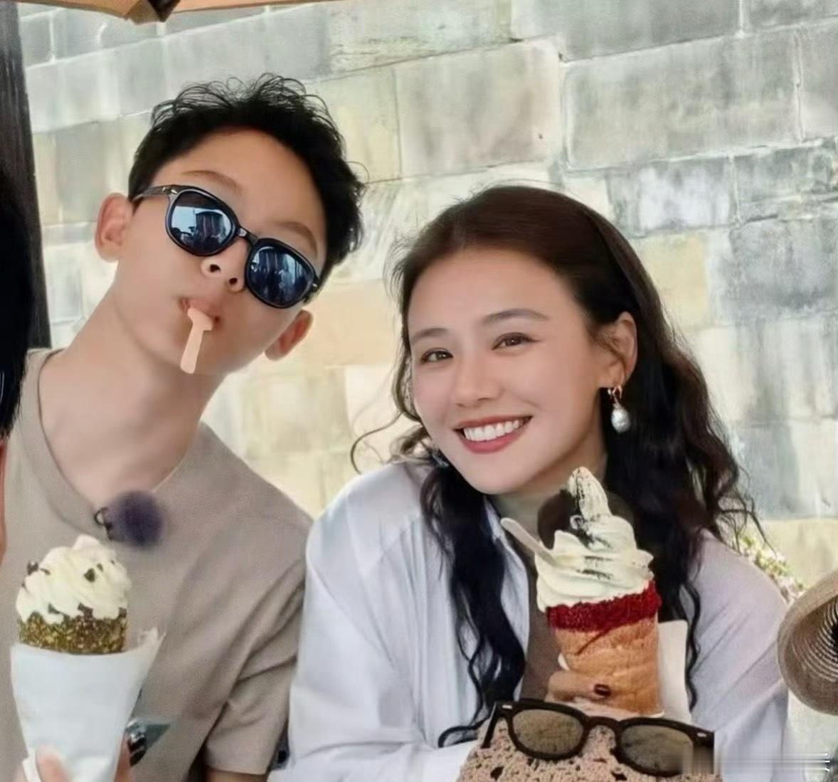 网曝  将合作出演电视剧《海魂衫》蹲一个官宣，有种看熟人演戏的感觉，好期待