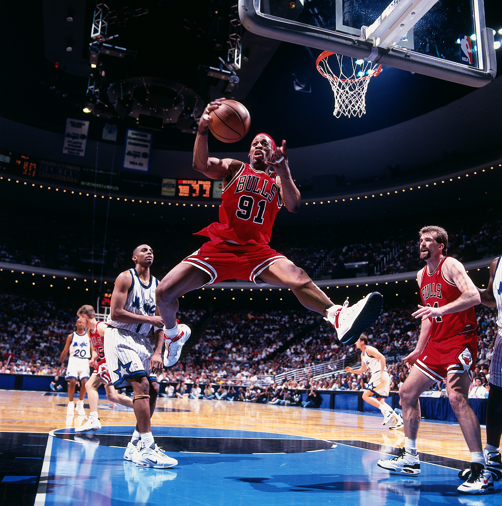 双名人堂头衔加持！Shams：罗德曼将在四月份入选WWE名人堂