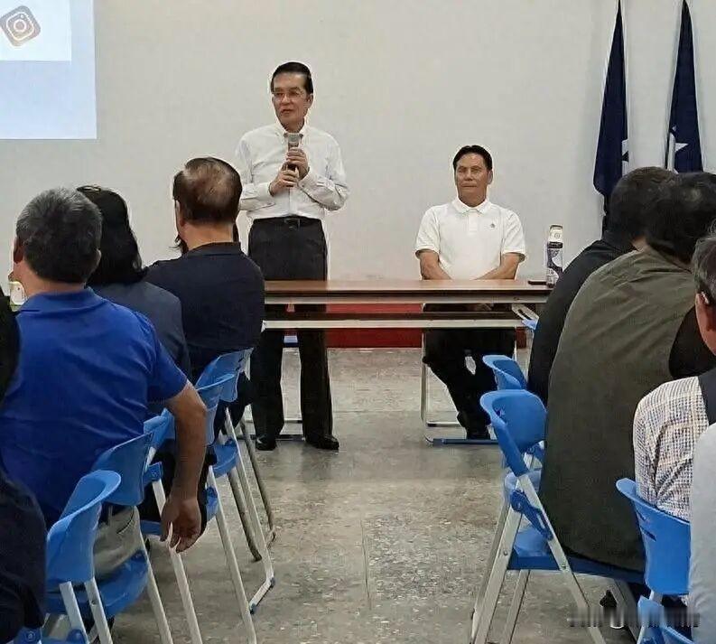 2026年6月20日，国民党副主席张荣恭抵达马祖，出席当地基层干部座谈会，马祖县