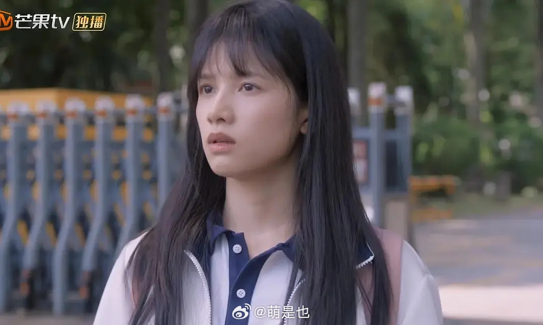 从来没有get到宋威龙张婧仪的颜值，我觉得他们电视剧都有点不上镜 