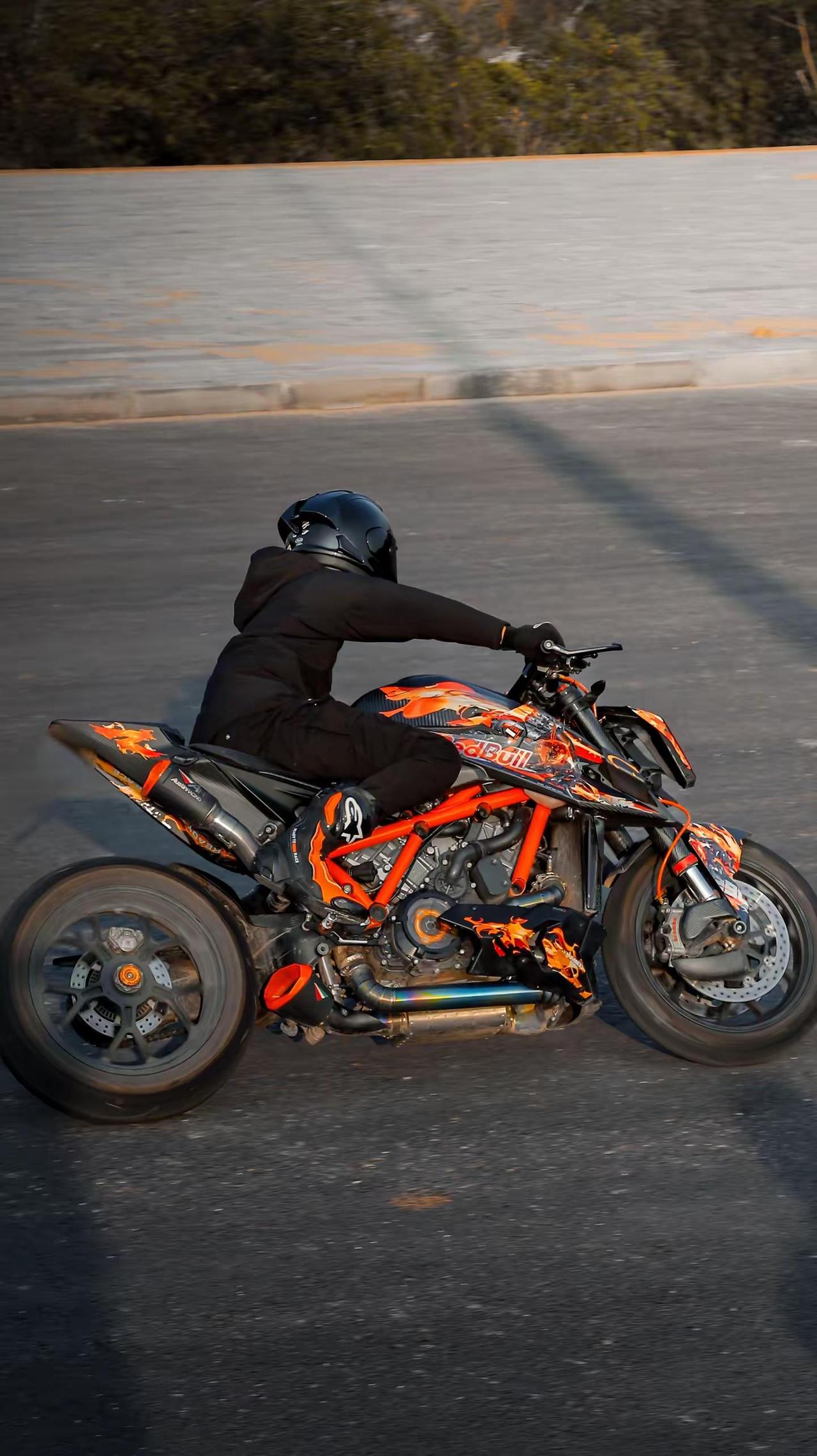 ktm1290超级公爵 ktm