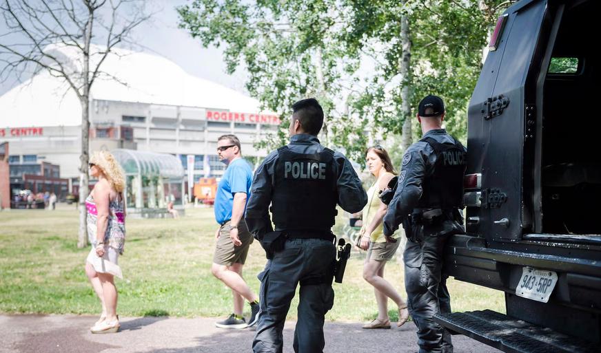 加拿大多伦多警方成立反恐小组，增加城市武装巡逻

为应对当前复杂且动荡环境，多伦