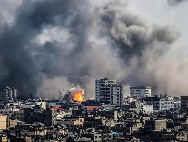 巴勒斯坦四处求援，中国舰队开往中东，以色列终于点头！

巴以冲突近期愈演愈烈，相