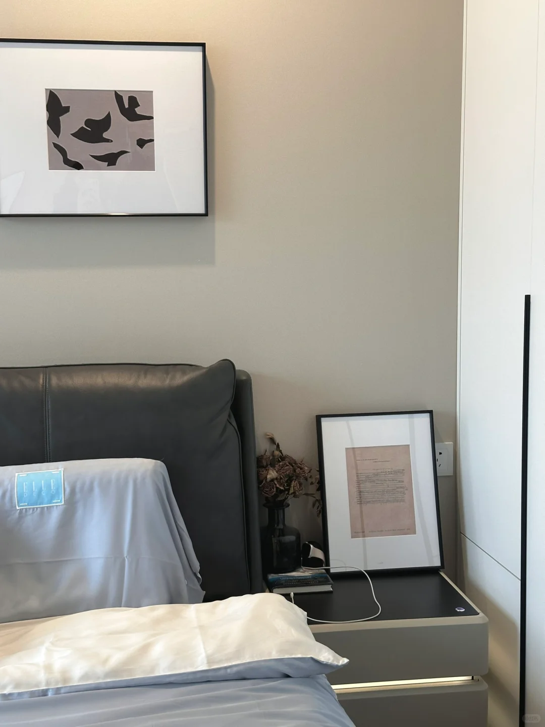 Roomtour ☁️阴天在开了灯的房间