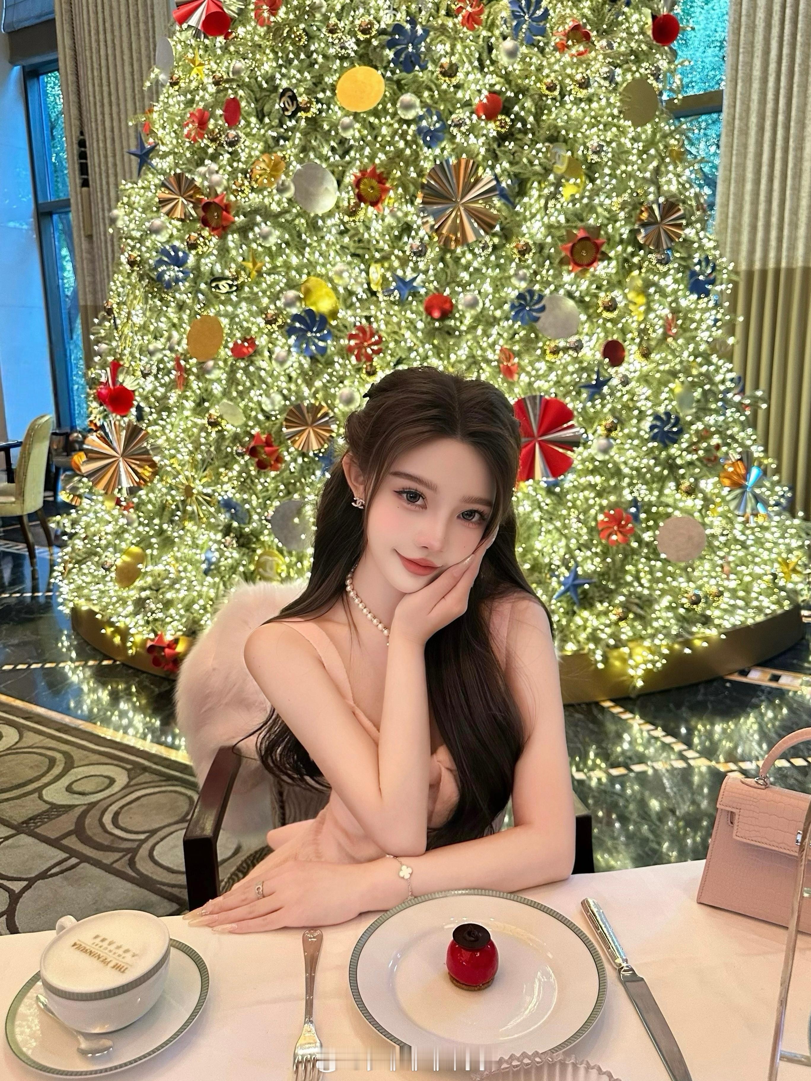 Christmas Vibe🎄OOTD风格大赏2026年度代表色