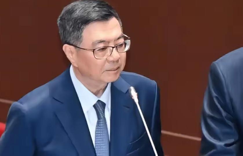 就在刚刚，
台民进党当局正式宣布，
3月2日，针对美以联手空袭伊朗，中东战火升温