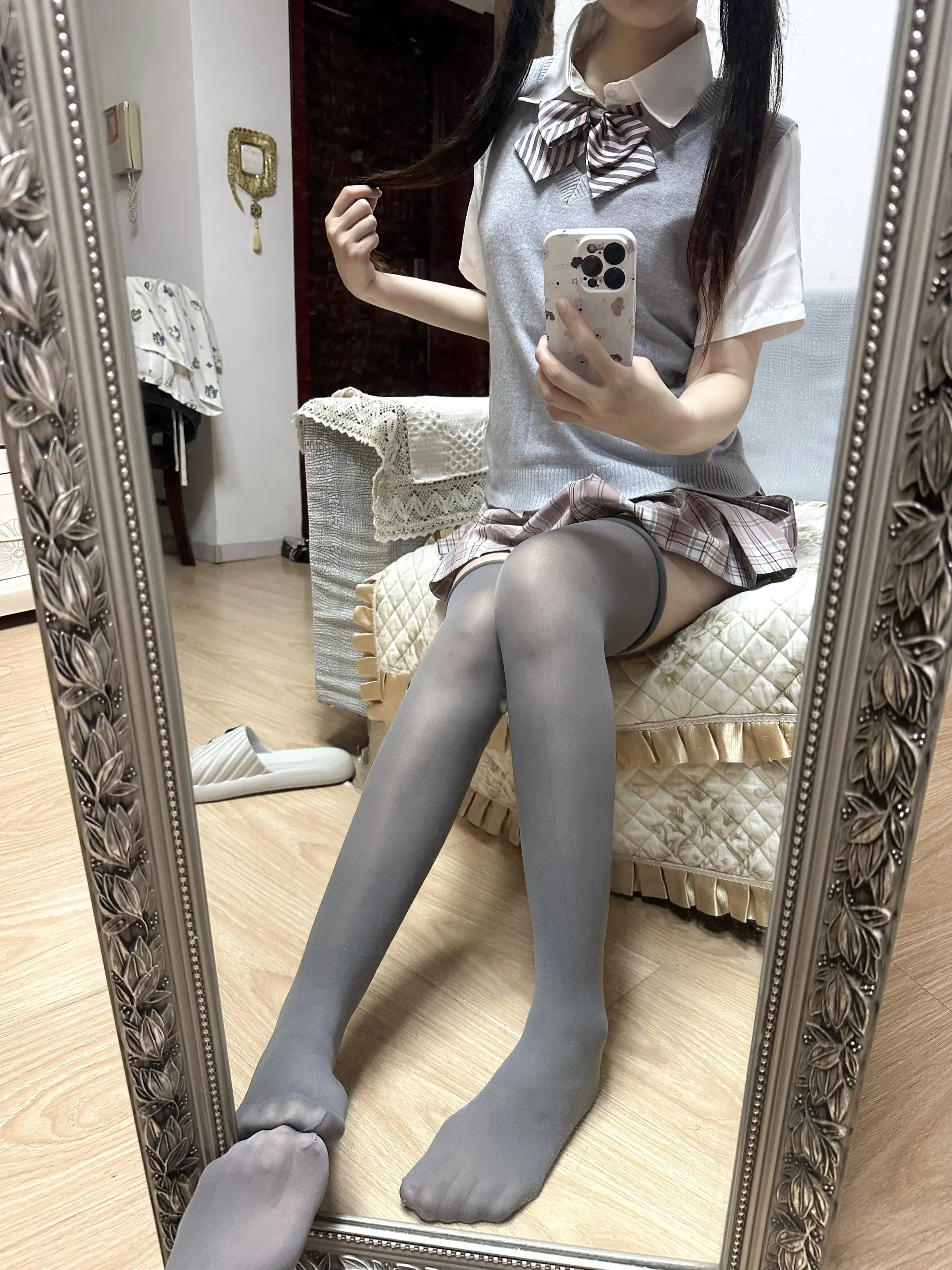 咖啡是穷人的饮料 因为有钱人困了可以直接睡觉。