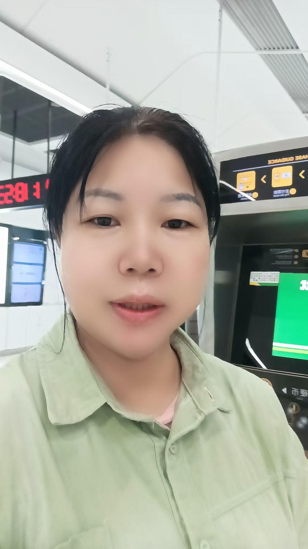 很多男人都说要彩礼的女人坚决不娶。那你就去找不要钱的可以啦。如果你长得帅，可能女