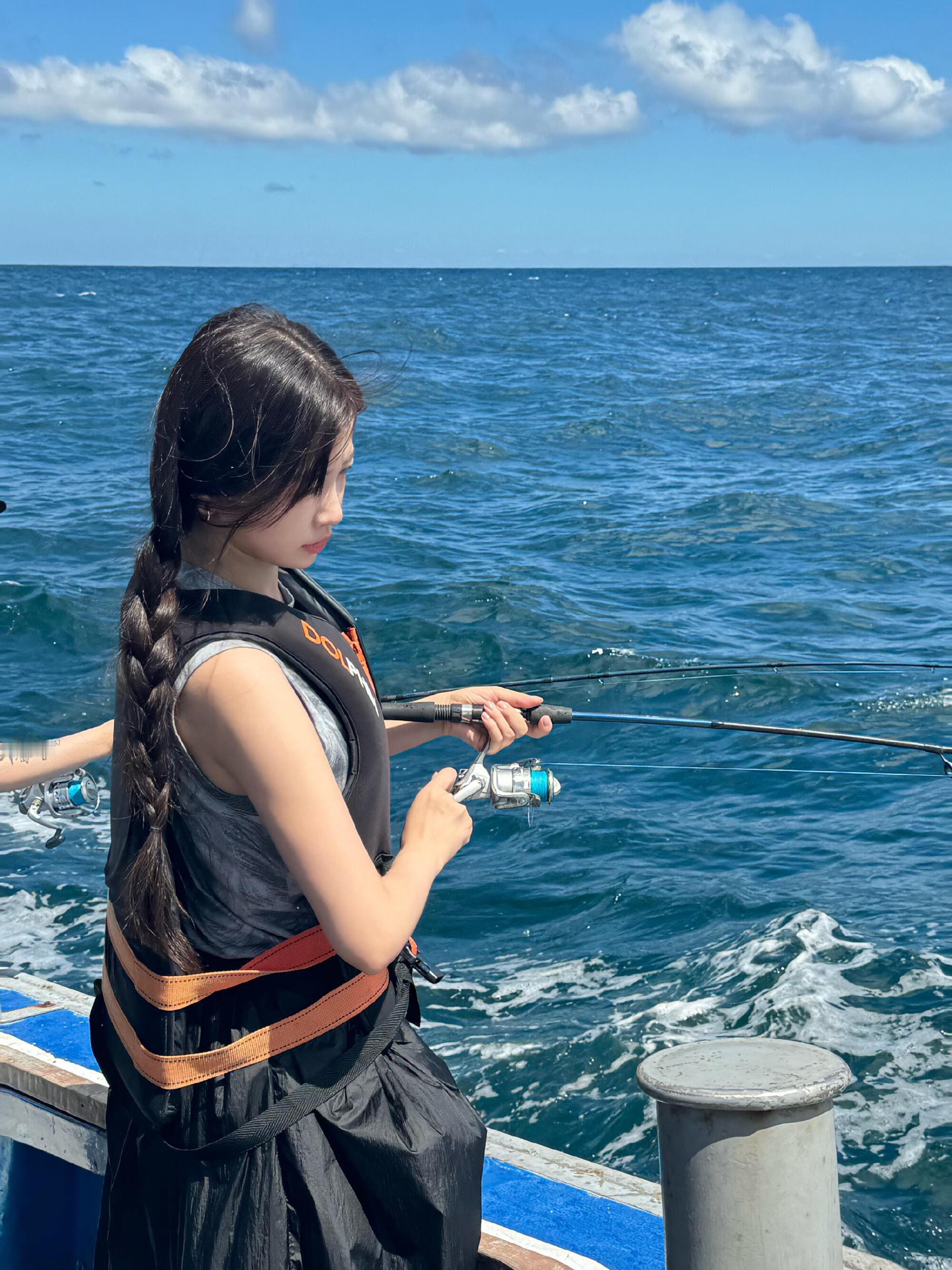 我孩子还是那么爱钓鱼🎣 