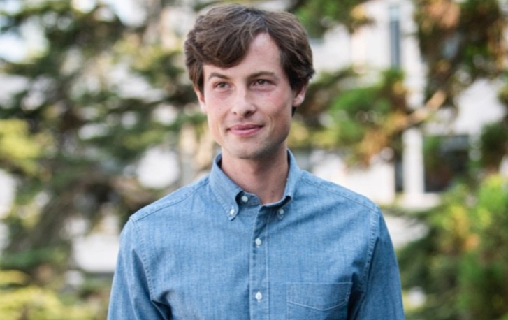 #乔布斯34岁儿子为抗癌公司输血#【二期募资已超2亿美元！乔布斯34岁儿子为抗癌