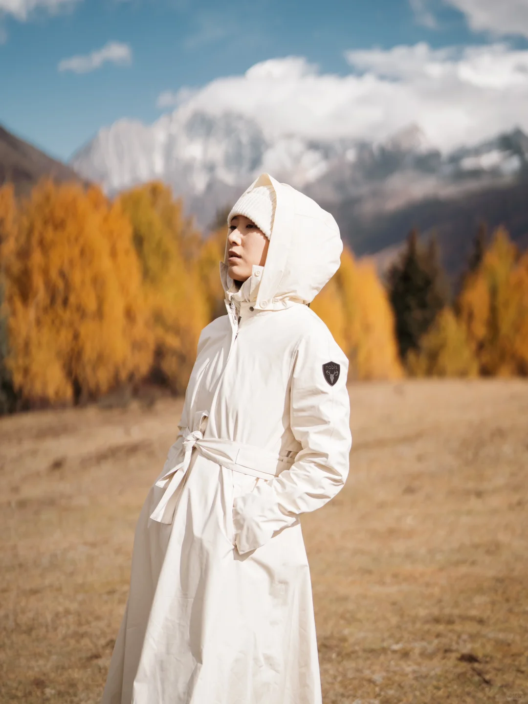 总算是赏到了四姑娘山的秋天和幺妹峰🍂