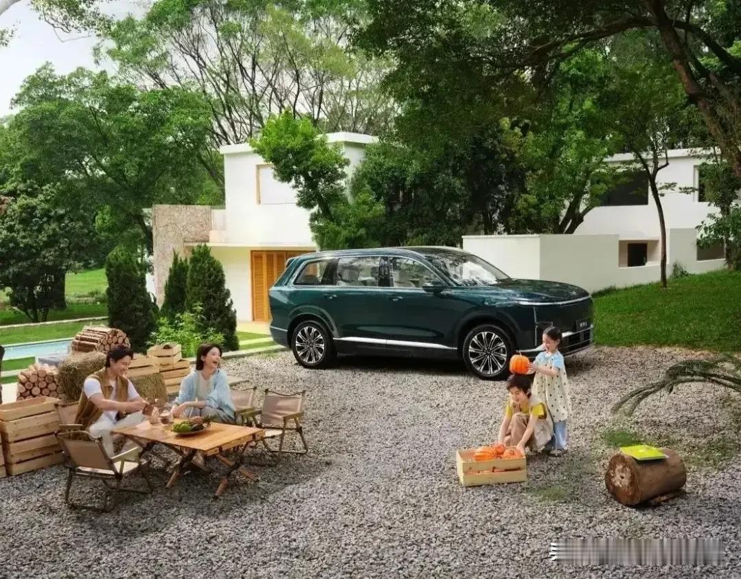 10 - 15万预算想买大六座SUV，五菱星光L绝对是破局之选。市场上很多大六座