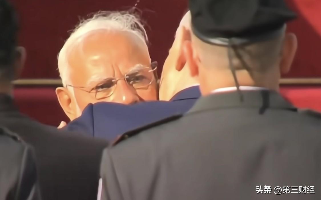 在全球多数国家，对以色列在加沙的军事行动持谨慎或批评态度之际，印度总理莫迪为啥往