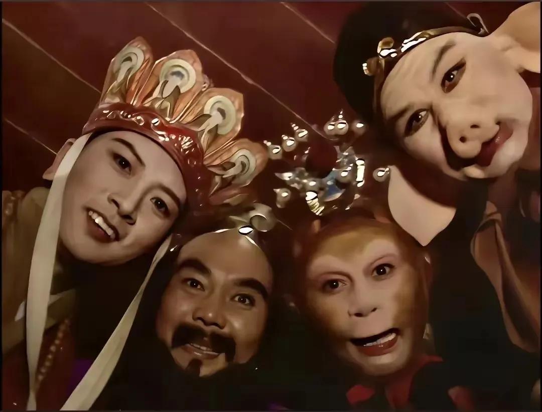 为什么我们的理想，我们的眼光，总是停留在权力、财富那些东西上？
        