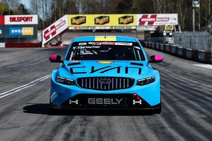 赛车还得看吉利
CyanRacing，TCR赛场上最成功的传奇之师。
“7年9冠