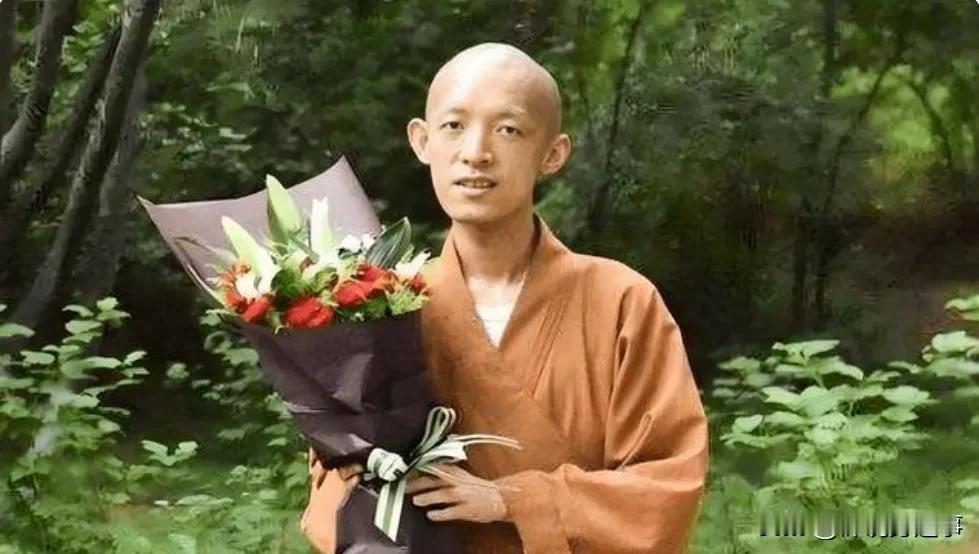 北大才子出家十二年之后无奈还俗，只因四大皆空的佛门竟然比现实更为复杂
柳智宇从小