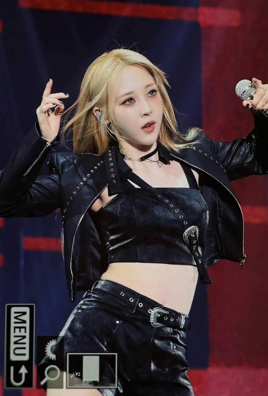 【文星伊】女肯你就直接发图什么都别说 