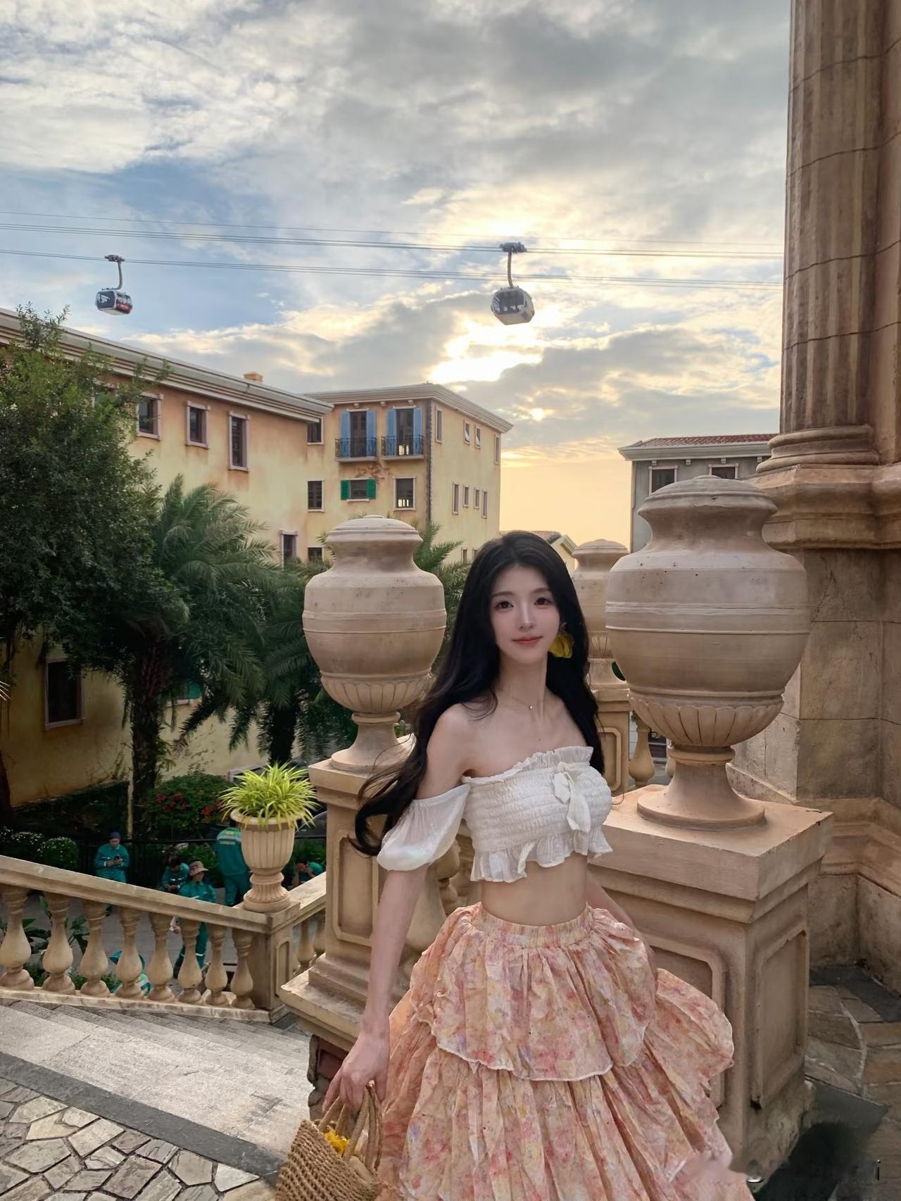 日落前的小镇好美