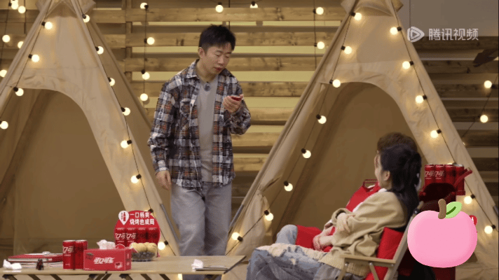 杨迪你这样演凌妙妙虞书欣她知道吗杨迪真的太好玩了啊，咱就说你这样的模仿凌妙妙虞书