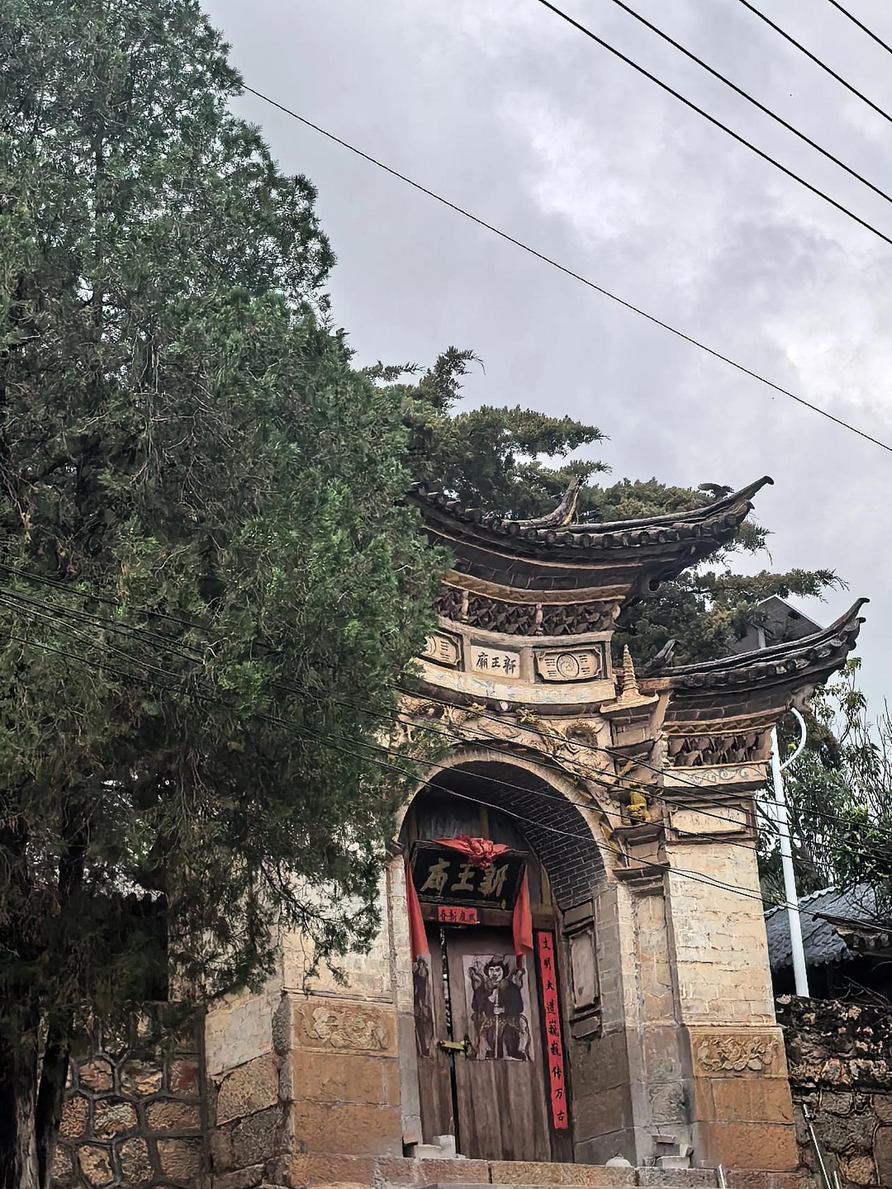 分享我这周有趣的事：一个大老爷们，把所有的人的话都当做对自己的调侃，敏感到一定程