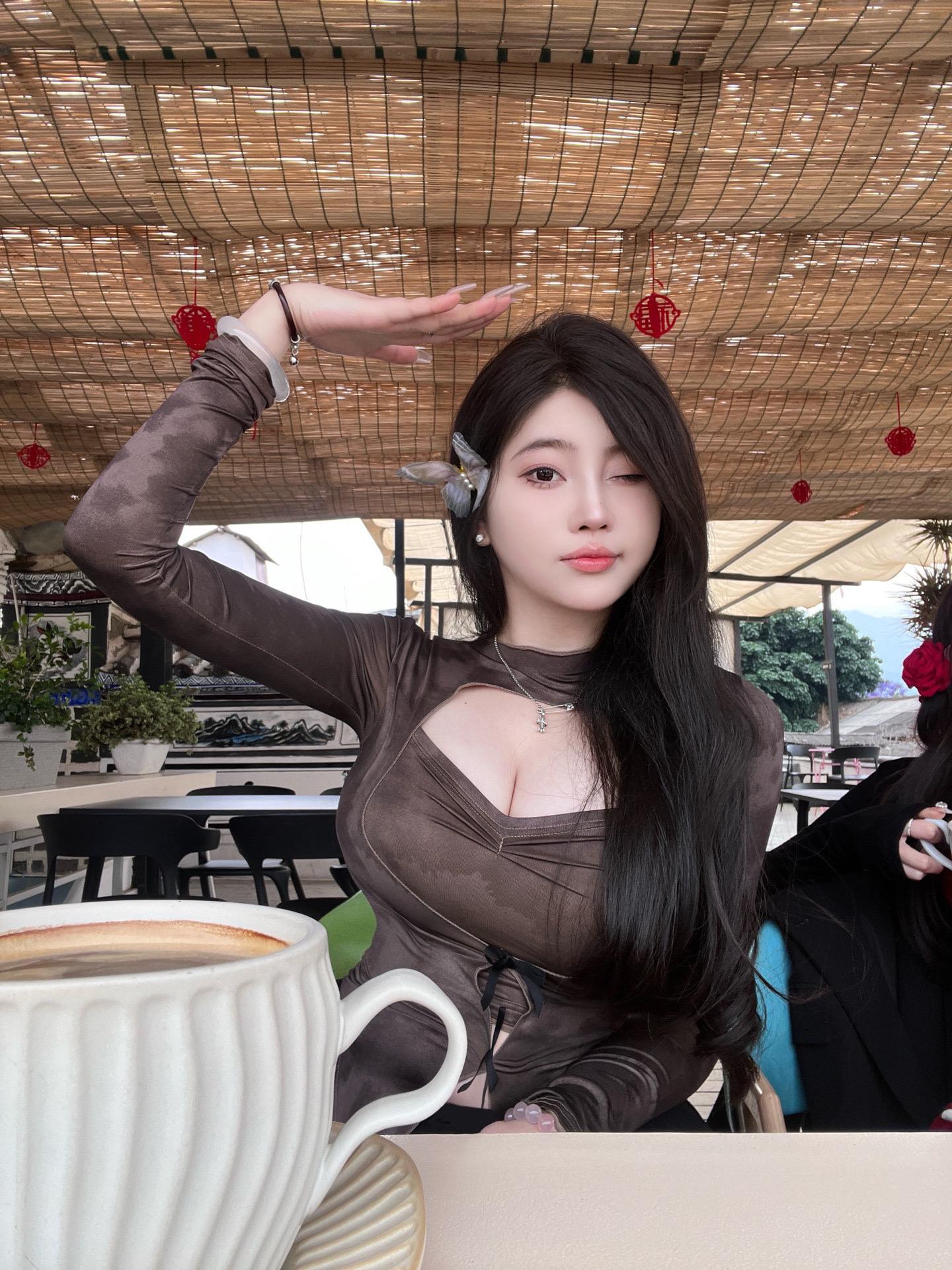 别找她了 我比她好