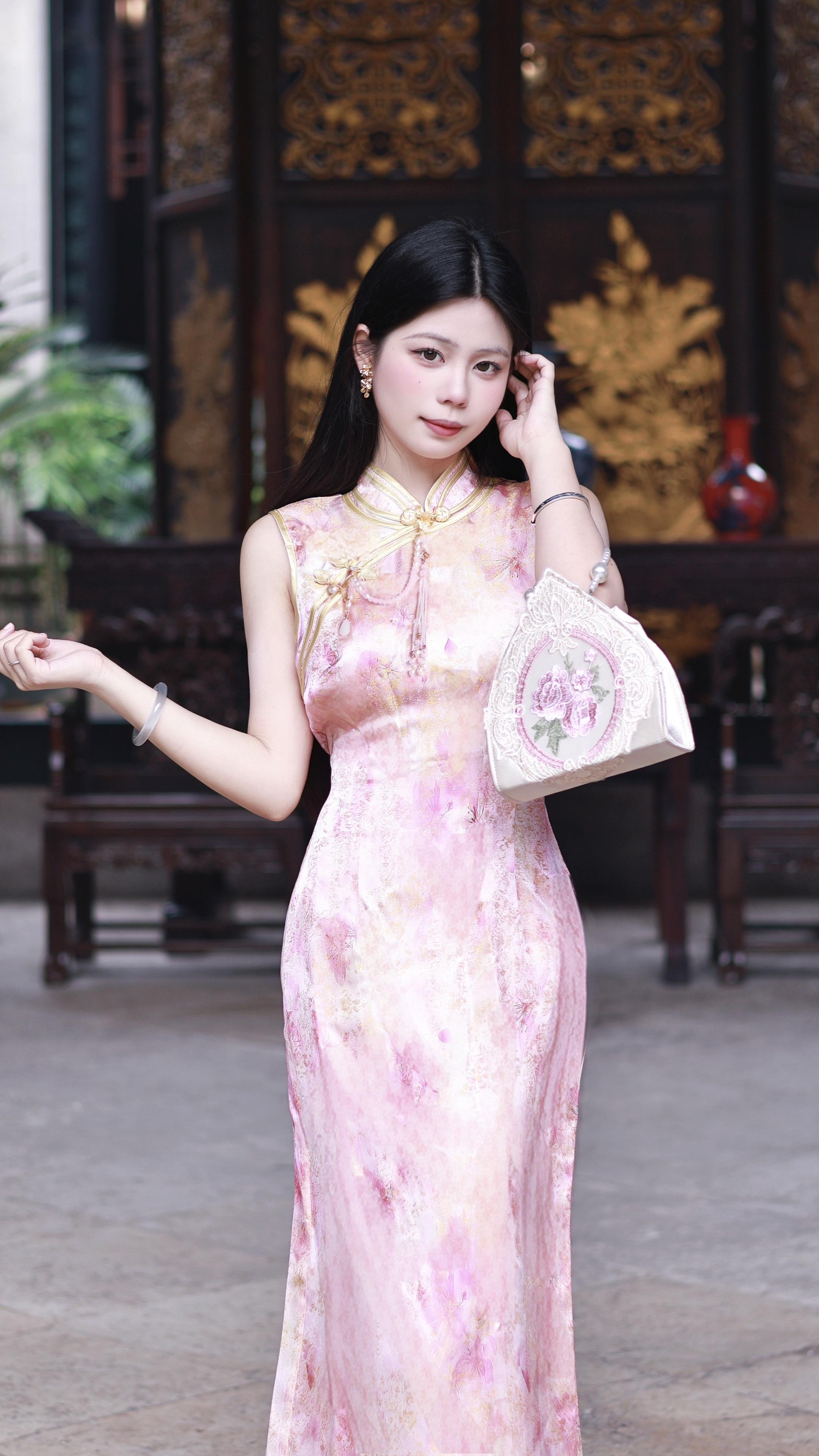 是望穿秋水的望。