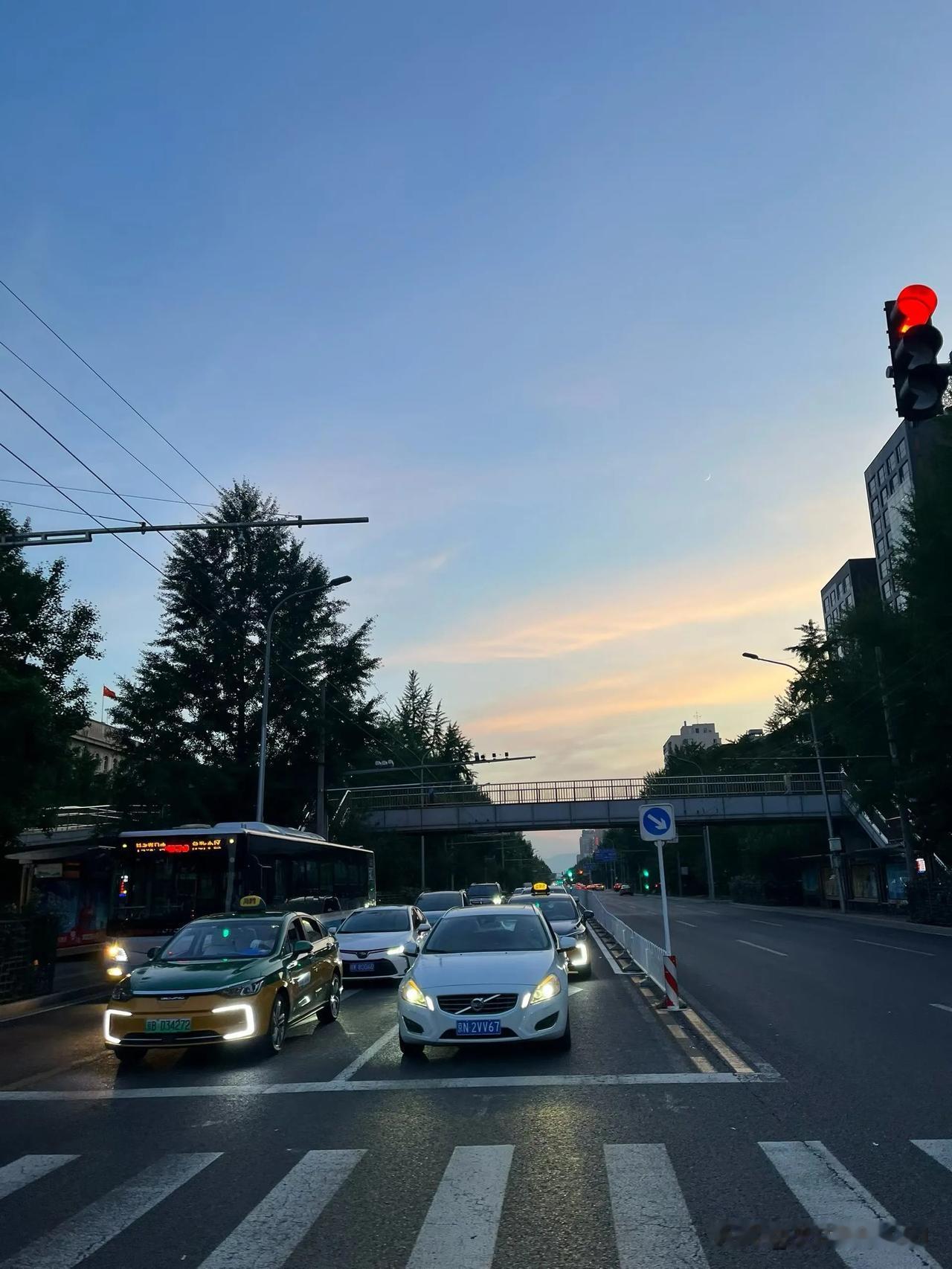 端午出游分享粉色的傍晚