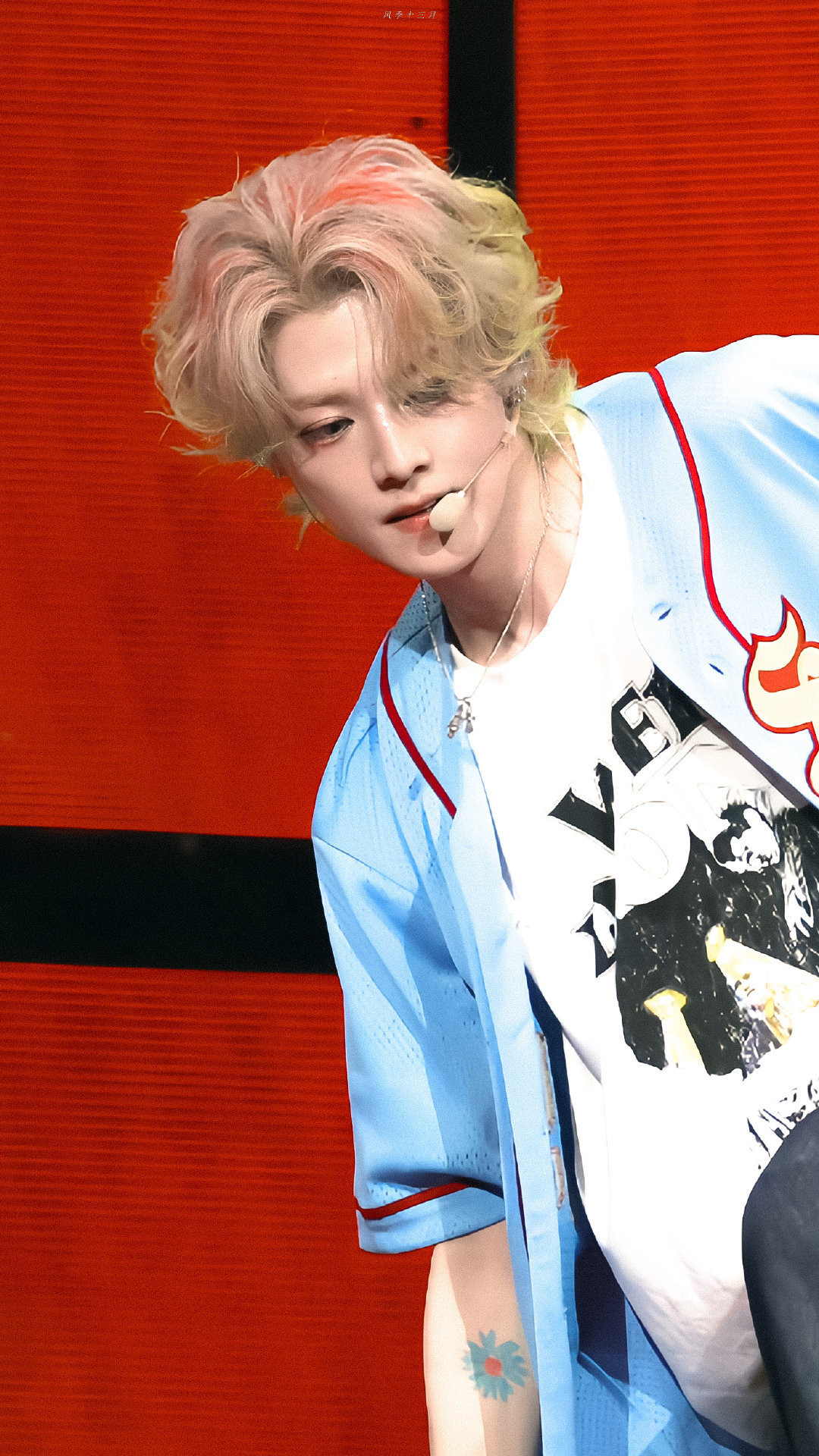 鹿晗 多看帅哥多看帅哥多看帅哥远离绸腩 