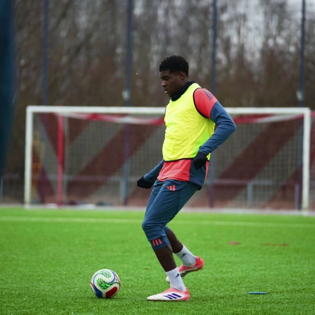 拜仁在冬季转会窗口签下了17岁的阿兰·博霍莫，加入了U19梯队，这位中后卫此前效