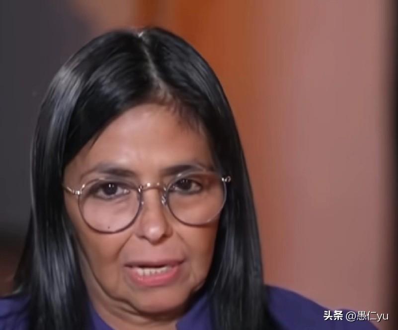 特朗普表扬委内瑞拉代总统罗德里格斯：“这位总统干得相当不错。我跟他相处得非常好。