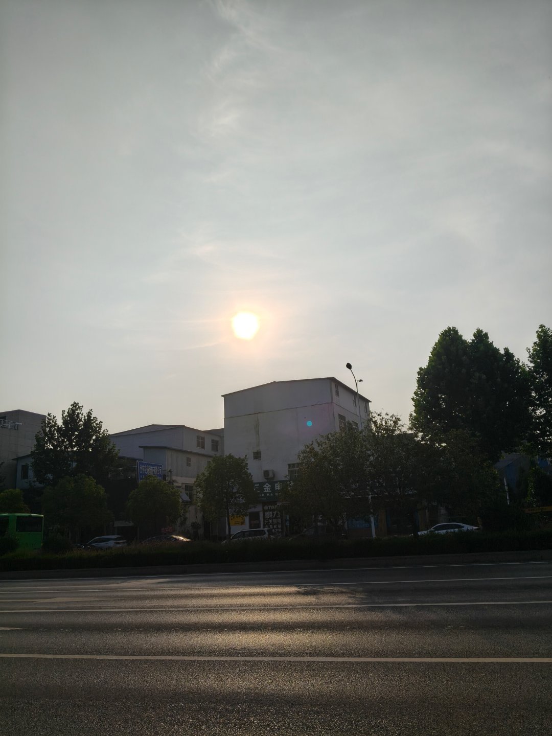 这是早上六点的太阳🌞 