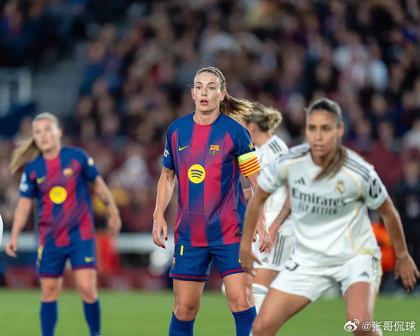 横扫晋级！巴萨女足6-0皇马，总比分12-2挺进欧冠四强北京时间4月3日女足欧冠