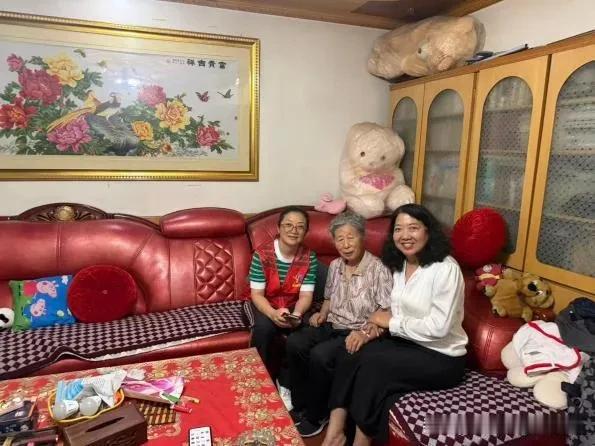 万柏林区警社联动护童安 趣味课堂守护暑期平安

为筑牢未成年人暑期安全防线，万柏
