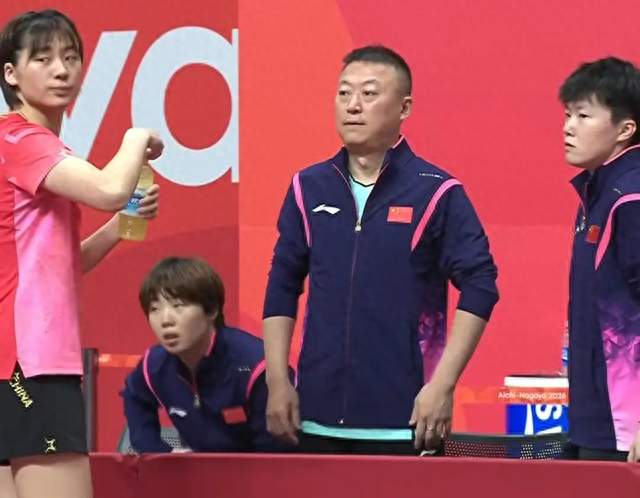 随着国乒女团3:0横扫尼泊尔，传来2个坏消息，等到硬仗就可能爆发