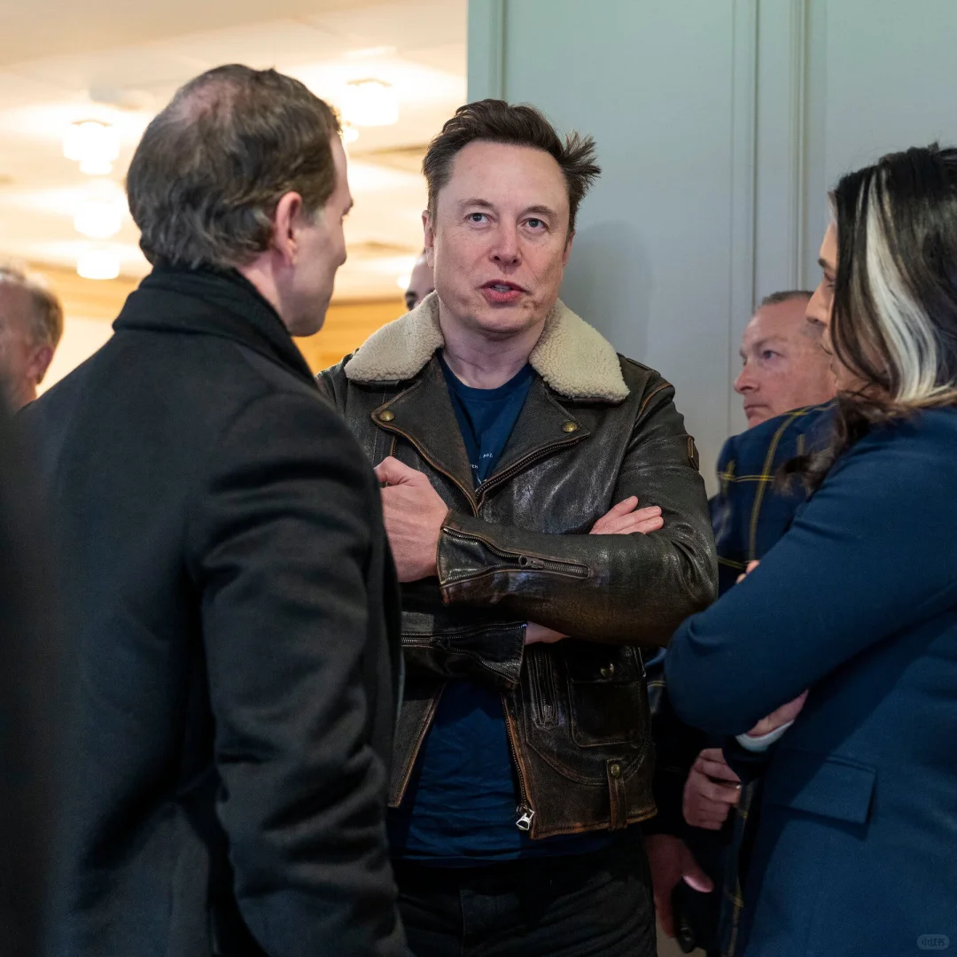 最新消息：埃隆·马斯克已经批准了众议院即将投票表决的新支出法案。 马斯...