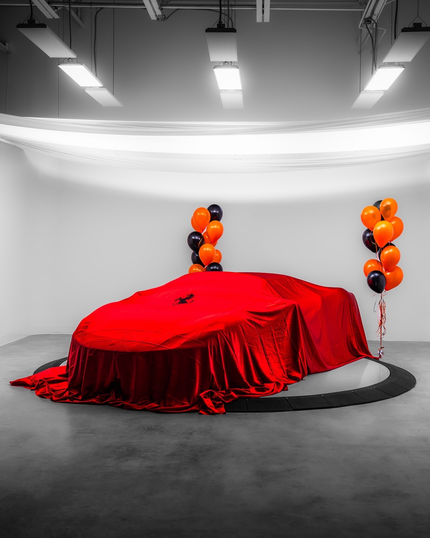 法拉利 296 GTS Arancio Triplo Strato 涂装Nero