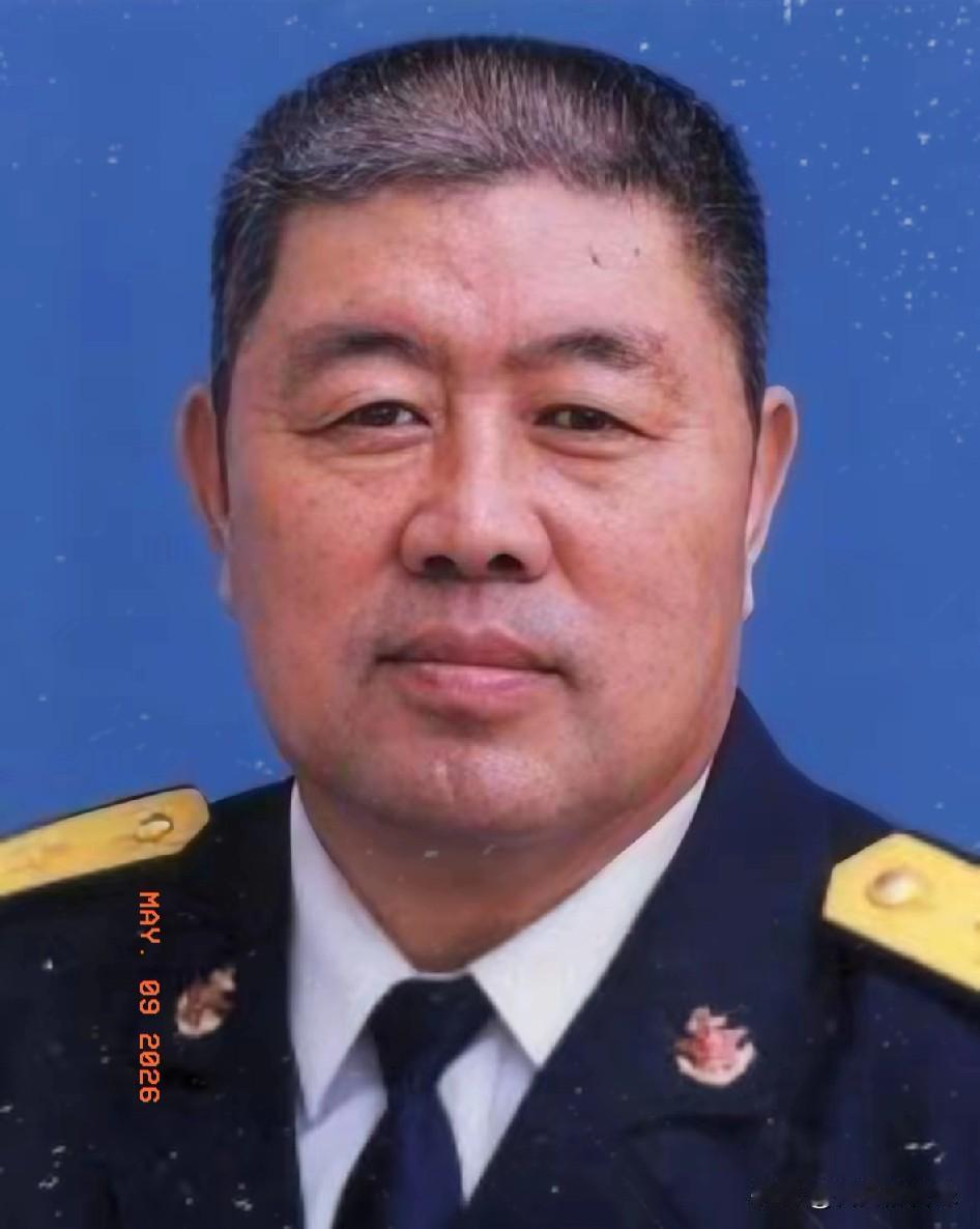 南海舰队司令员王永国离世了
他在任期间，扎根海防默默奉献，这辈子有两件大事，足以