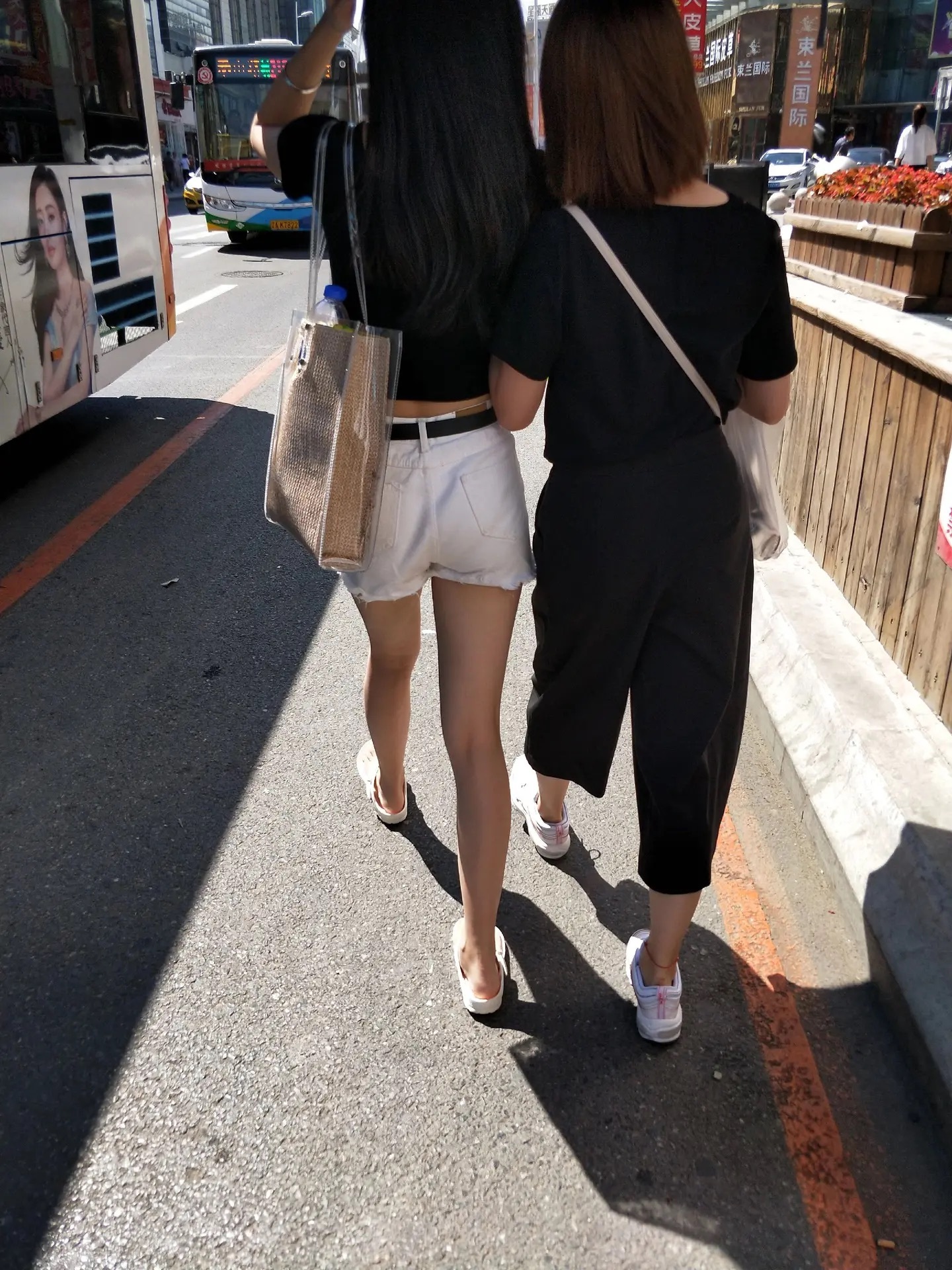 夏季街拍穿搭