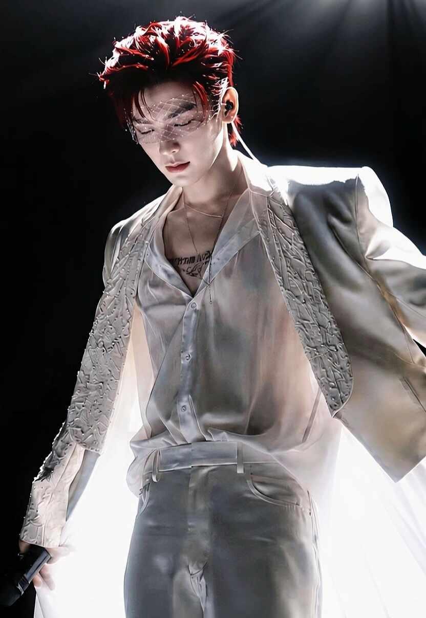 所有人感受！
侯明昊向全世界安利我的idol