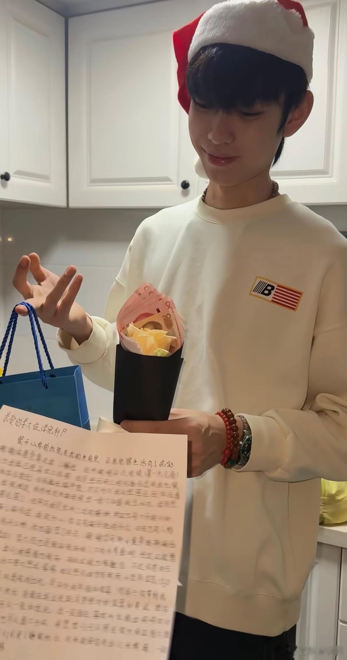 会为我自动剥虾的男生出现了 