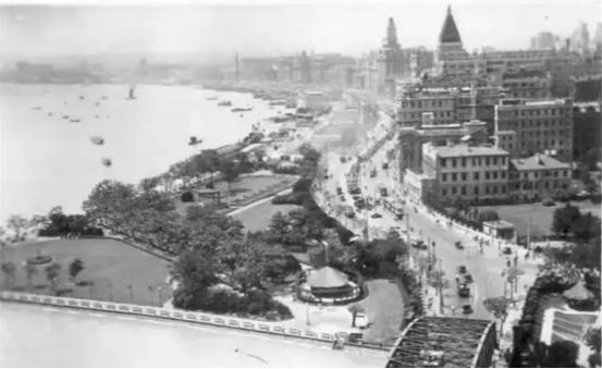 1949年5月，上海解放进入最后关头。国民党51军军长刘昌义手握4万多人，困在苏