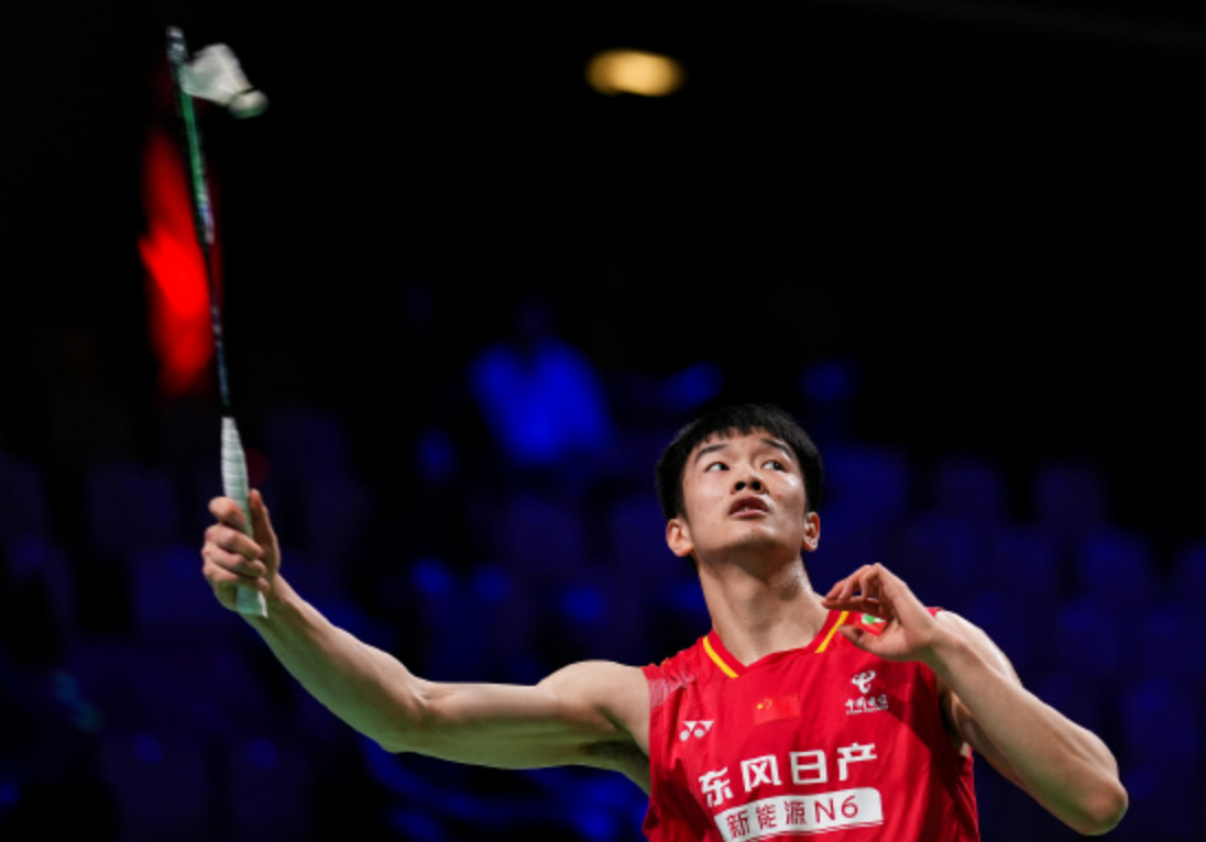 汤姆斯杯决赛：李诗沣0-2不敌拉尼尔，中国队1-1法国队