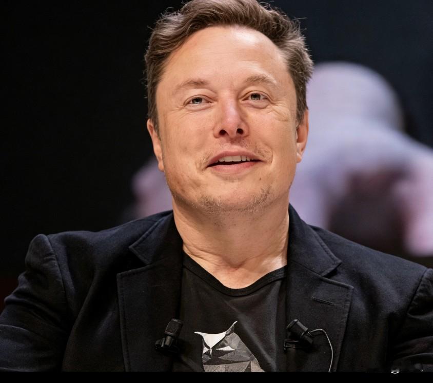 马斯克：5-10年必有大战？
马斯克凌晨三点的一条发文引发大家关注，他说战争无法