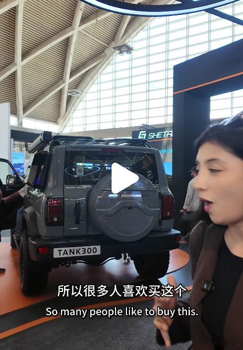 国内车展是不是都看腻了？看点不一样的吧有博主分享了她在2026伊朗德黑兰车展逛展