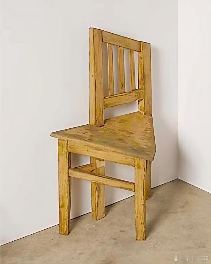 《交织》——在创意的迷宫中，解构日常的秩序，将碎片重新拼凑。传统被半带戏谑地消解