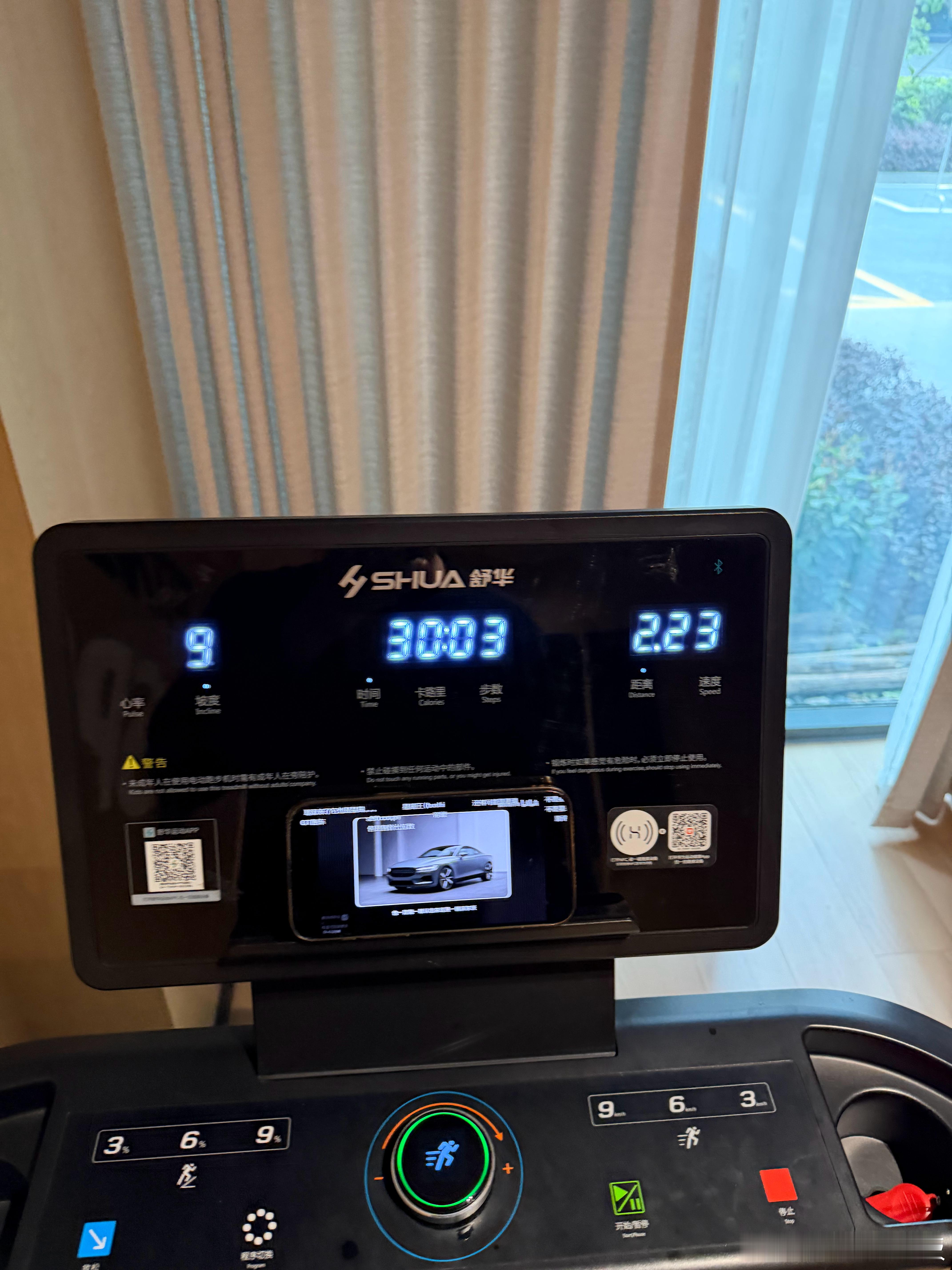 都说减肥这件事  是管住嘴 迈开腿 ，但我看来更多的是意志力 （鸡胸肉太难吃了 