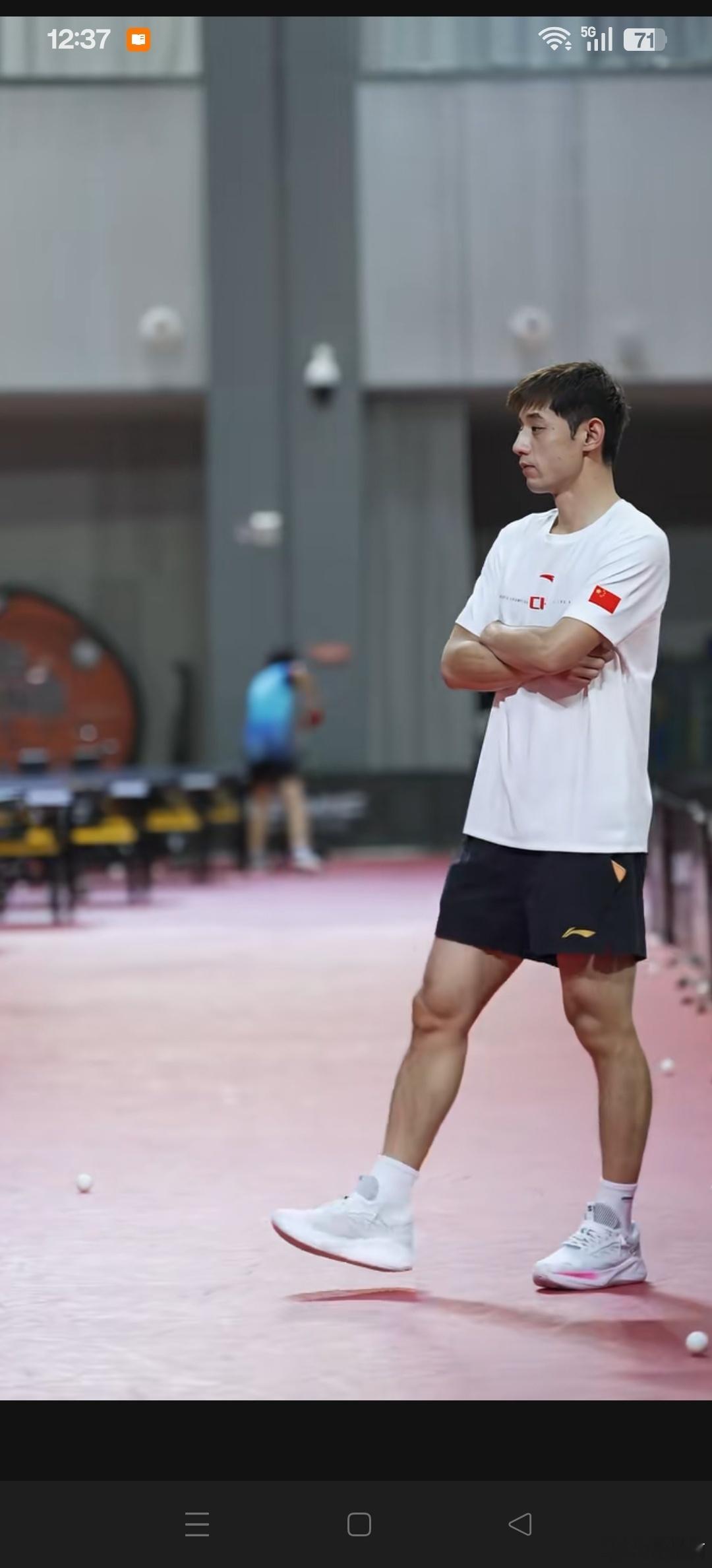 近期因“带教乒乓球一个半小时25元”登上热搜，他本人回应称低价教学的初心是让孩子