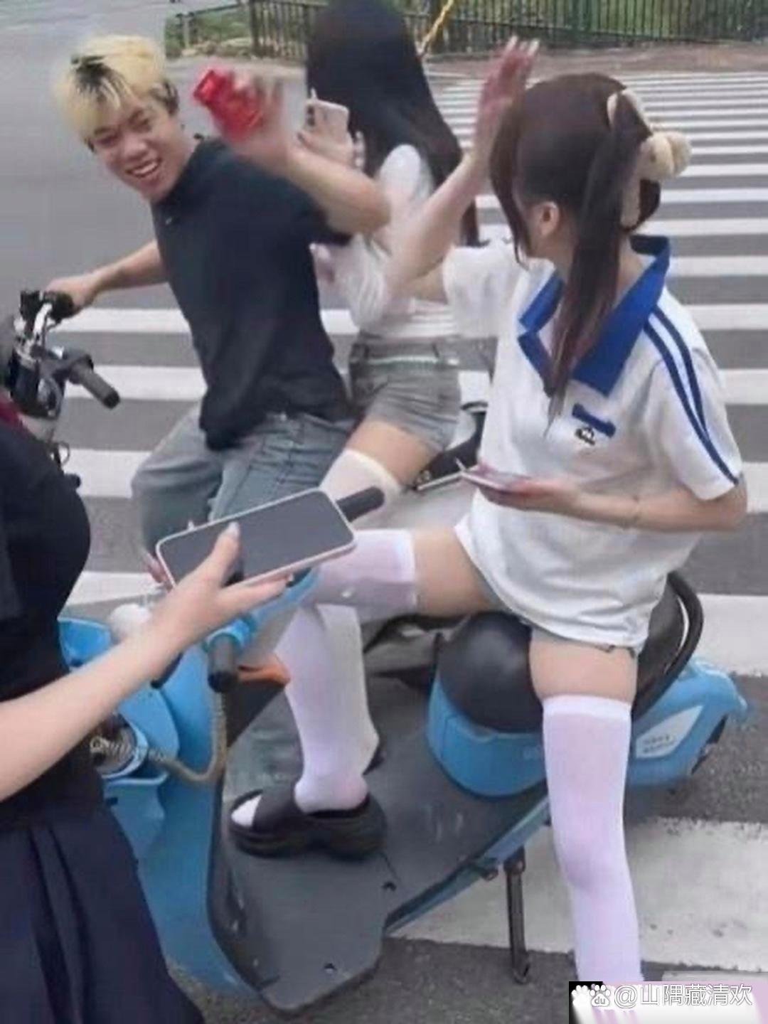 这就是黄毛的魅力 ​​​